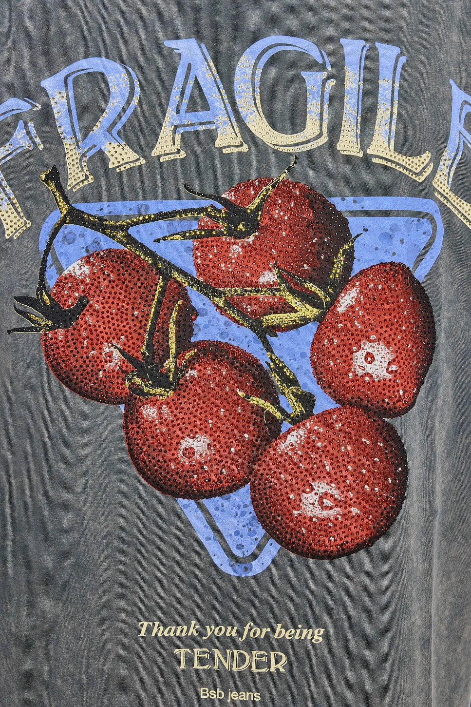 T-SHIRT