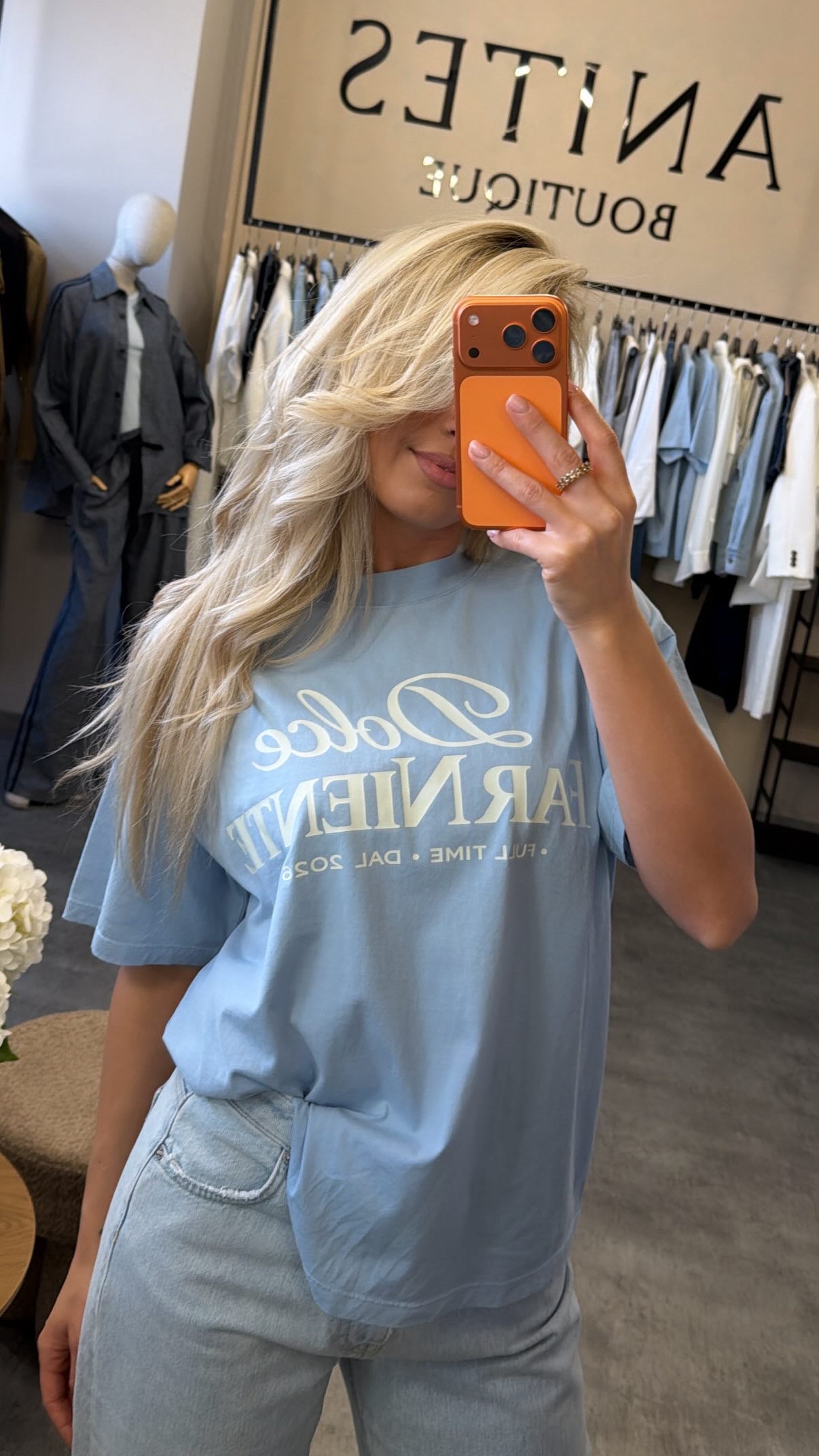 T-SHIRT