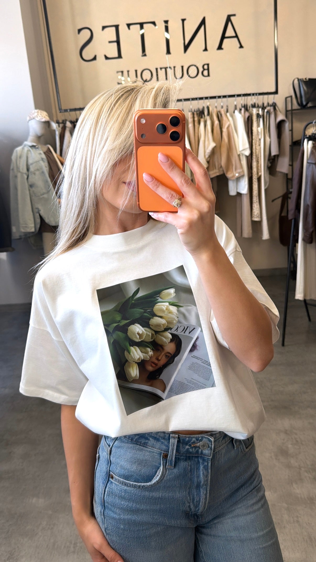 T-SHIRT
