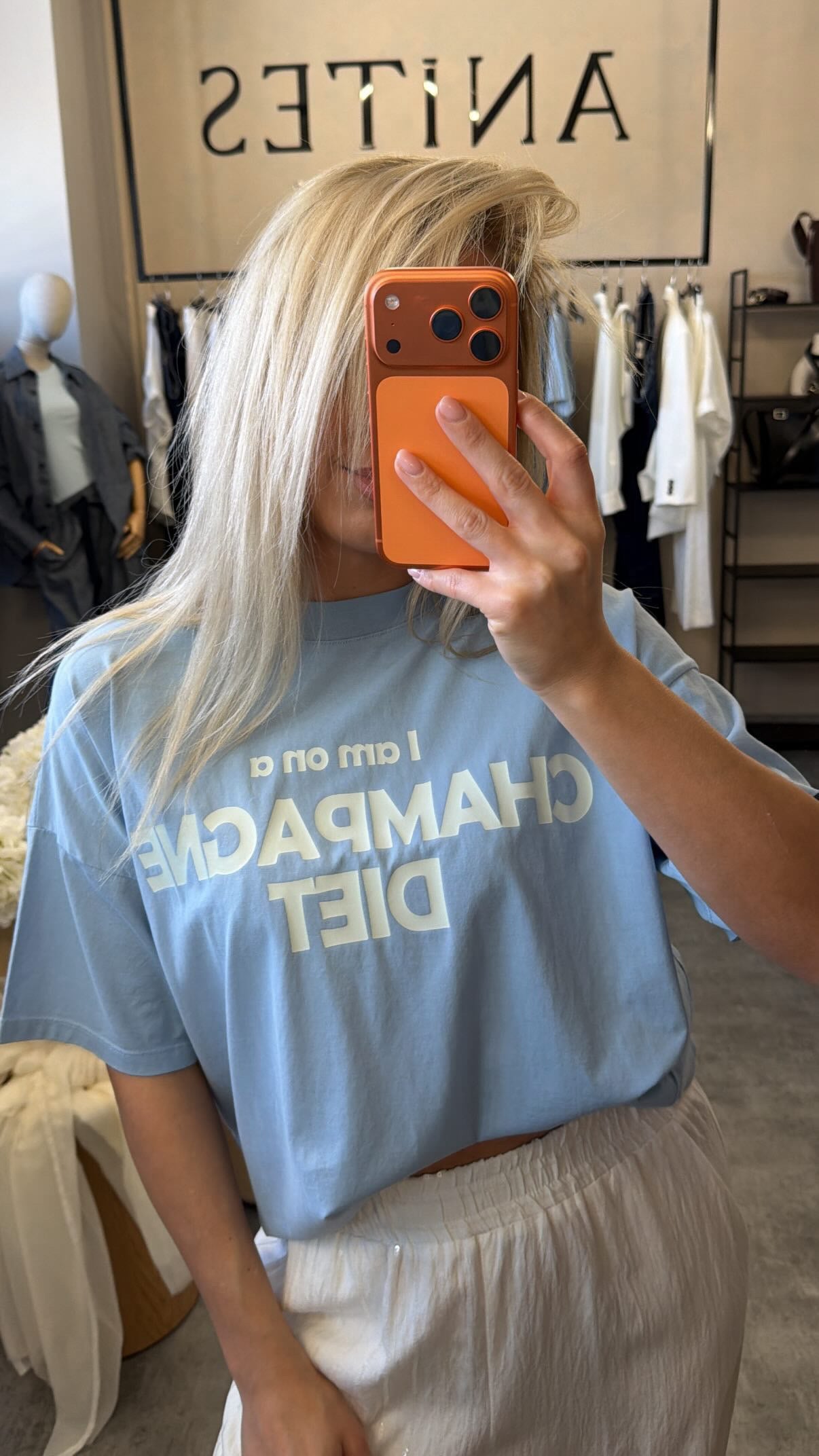 T-SHIRT