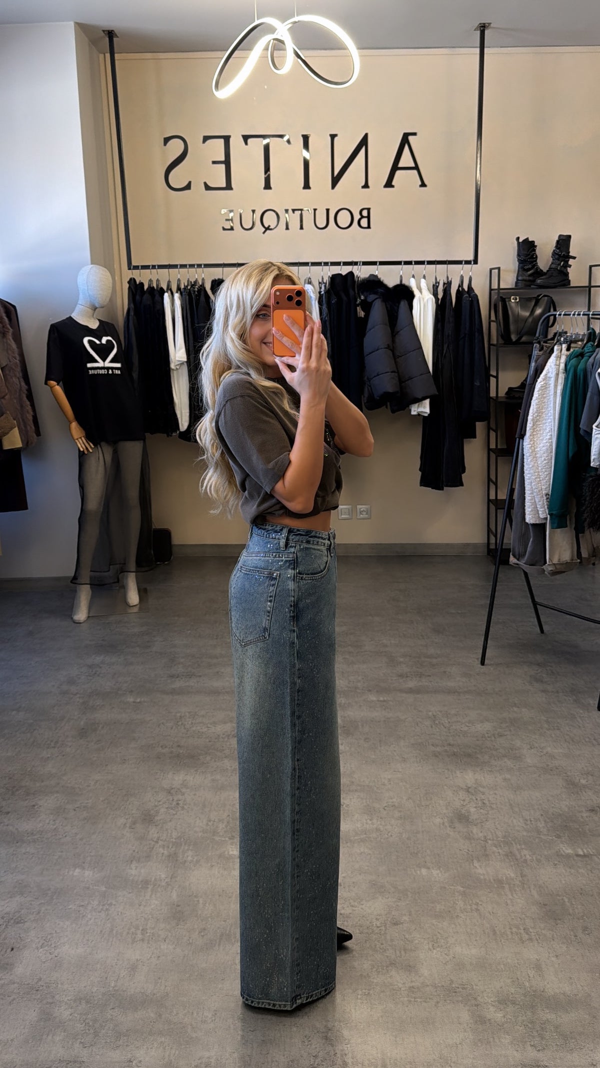Niebieskie jeansy wide leg ELEH ze srebrnymi plamkami